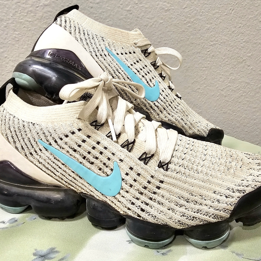 Nike Air VaporMax Flyknit 3 Running Sneakers White Moonlight Blue Training